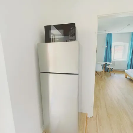 Noor Bright Balcony Parking Optionnoor Bright Balcony Parking Option Apartmán